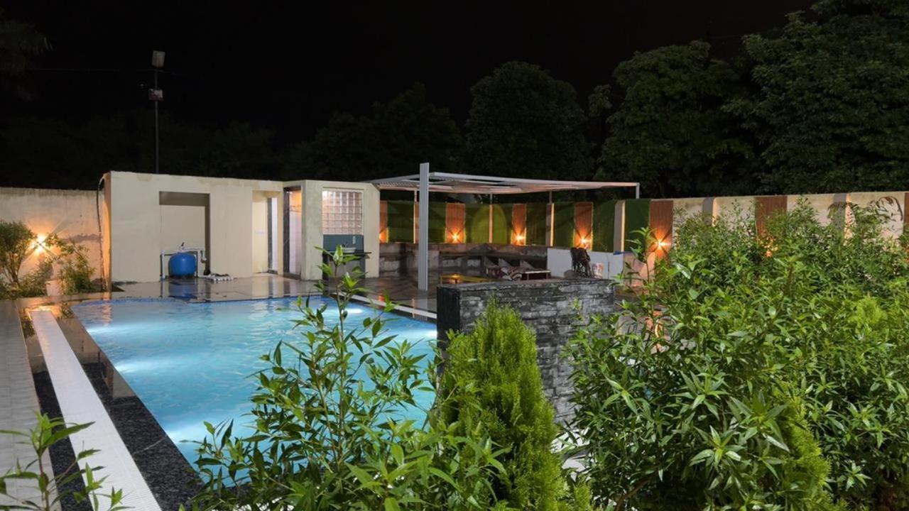 Siya Villa Ujjain Esterno foto